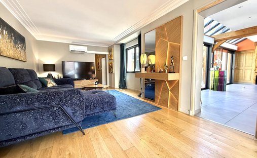 Castle for Sale in Évreux, Normandy, France