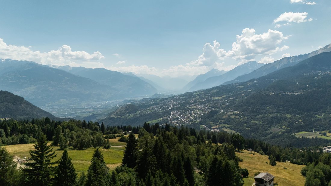 House in Crans-Montana, Valais, Switzerland 3 - 15891069