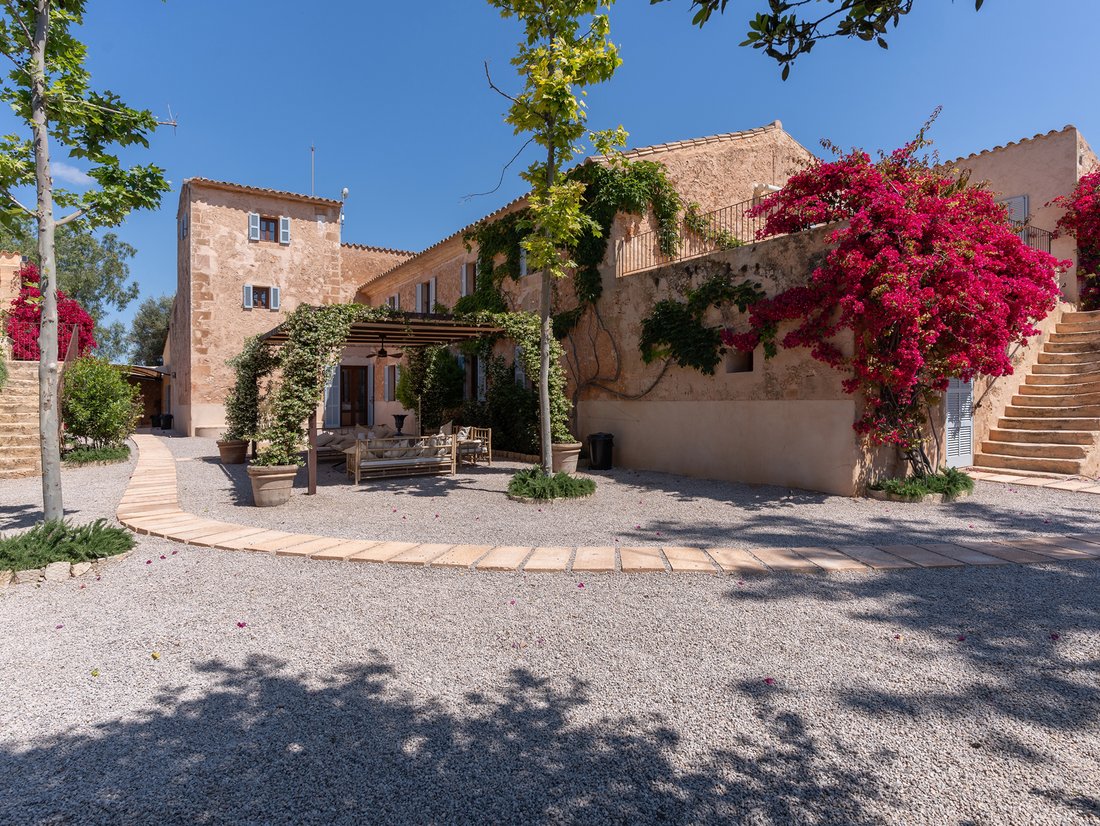 Finca in Llucmajor, Balearic Islands, Spain 4 - 15892193