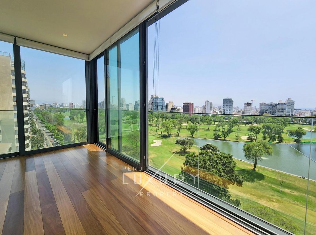 Apartment in San Isidro, Metropolitan Municipality of Lima, Peru 2 - 15892690