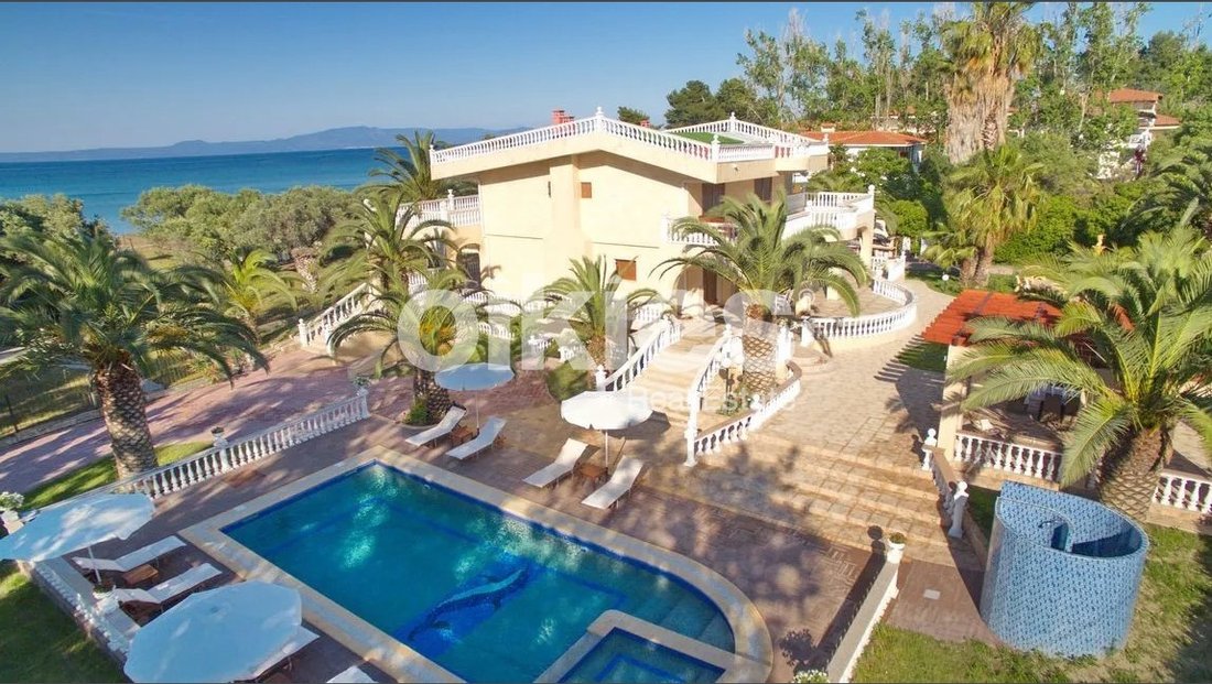 Villa in Pallini Municipal Unit, Macedonia and Thrace, Greece 3 - 15888469