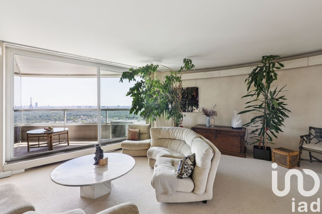 Apartment in Puteaux, Ile-de-France, France 1 - 15892872