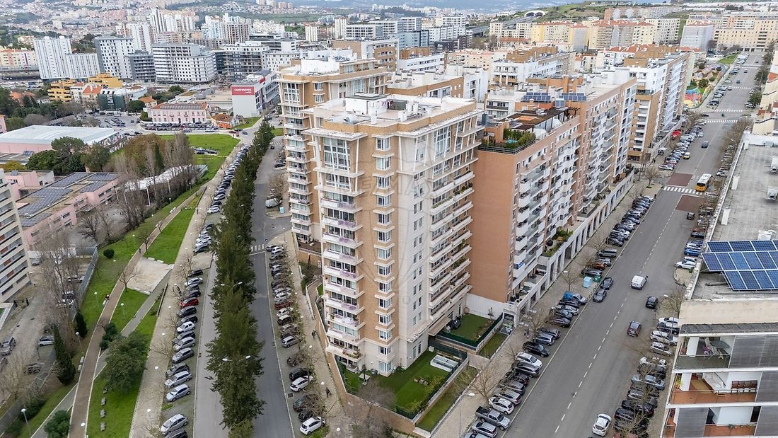 Apartment in Lumiar, Lisbon, Portugal 1 - 15887487