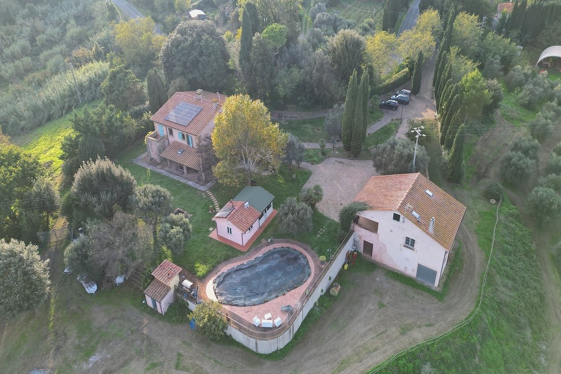 Villa in Castelnuovo della Misericordia, Tuscany, Italy 2 - 15892451