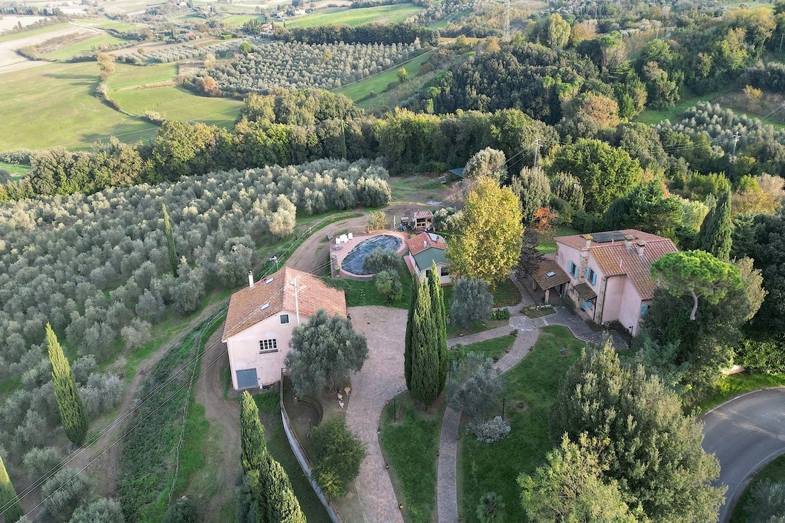Villa in Castelnuovo della Misericordia, Tuscany, Italy 4 - 15892451