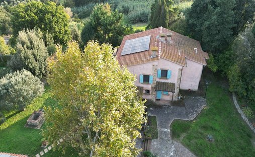 Villa in Castelnuovo della Misericordia, Tuscany, Italy 1