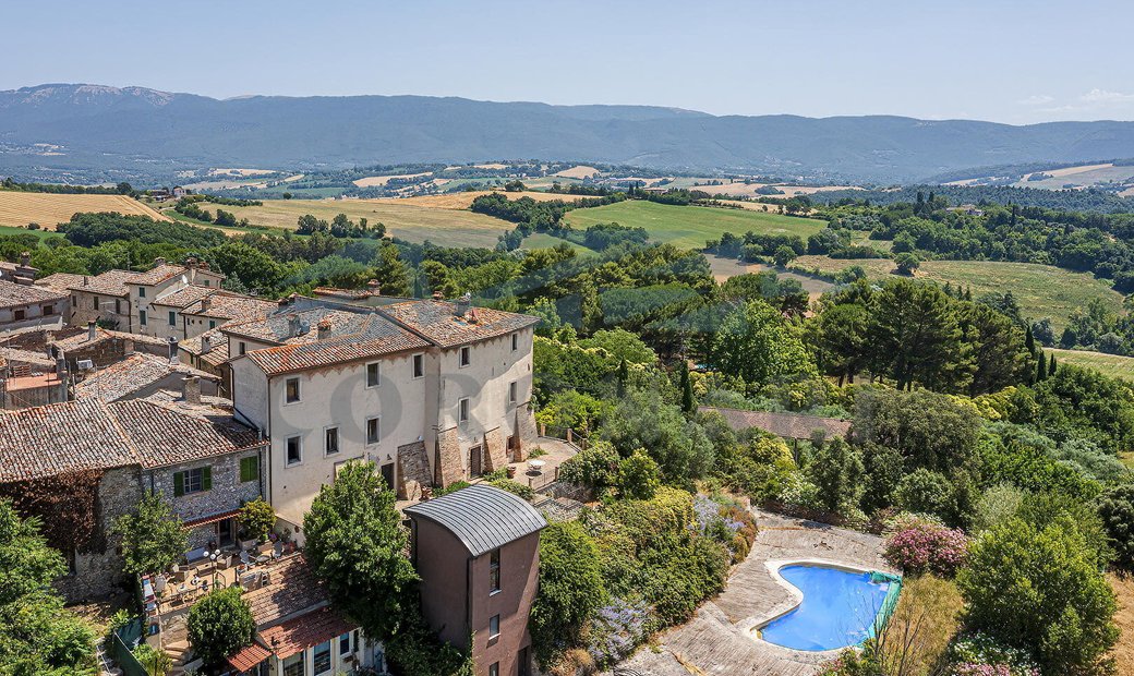 Castle for Sale in Umbria, Italy