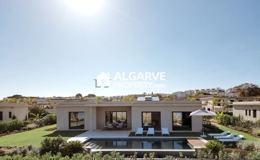 Villa in Montenegro, Algarve, Portugal 1
