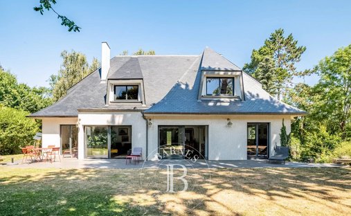 House in Fourqueux, Saint-Germain-en-Laye, France 1
