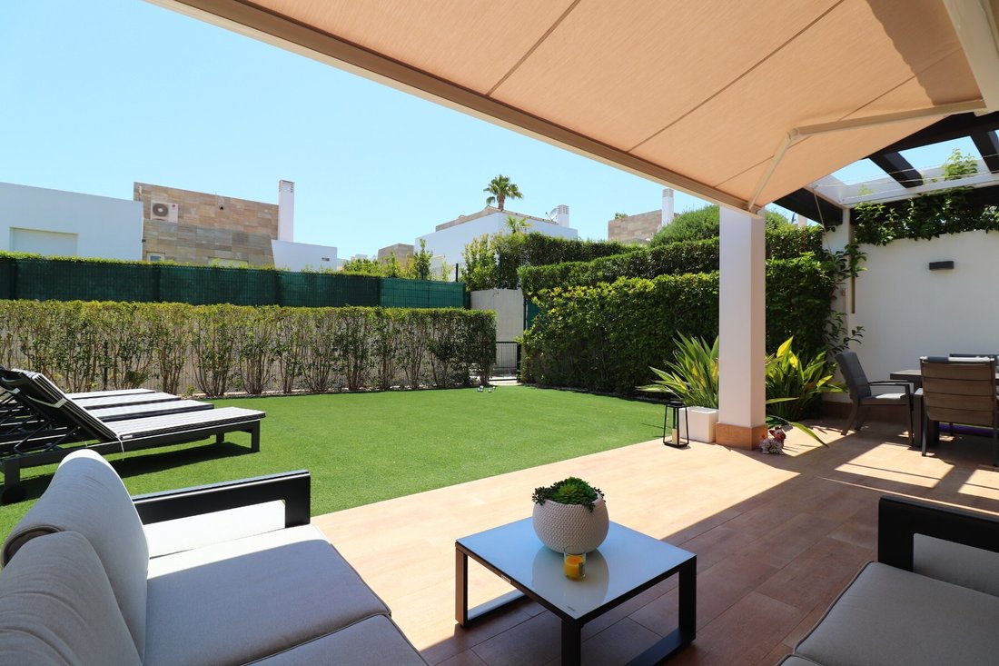 Villa in Algorfa, Land Valencia, Spanien 2 - 15894380