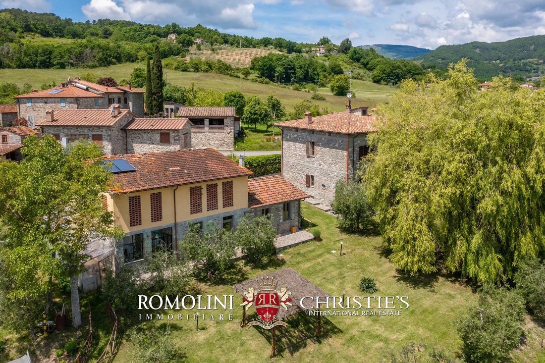 Casa en Caprese Michelangelo, Toscana, Italia 3 - 15894576