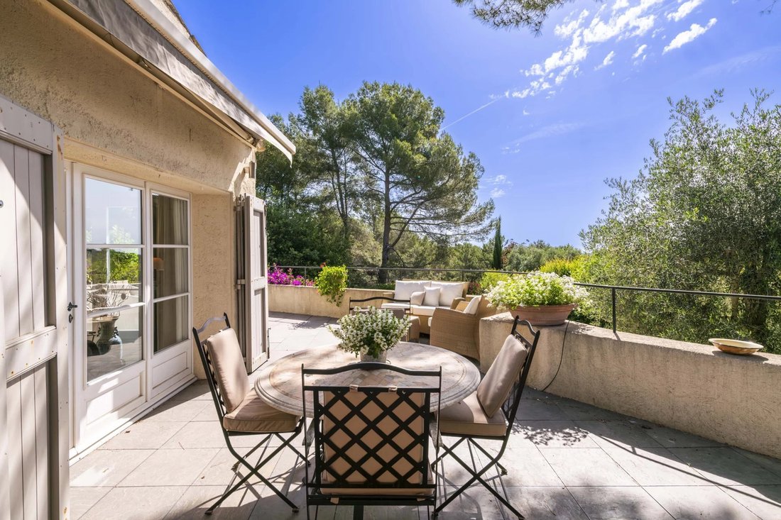 Villa in Valbonne, Provence-Alpes-Côte d'Azur, France 4 - 15894402