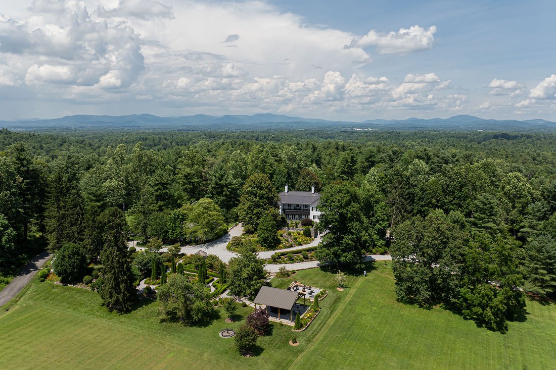 House in Flat Rock, North Carolina, United States 2 - 15474114
