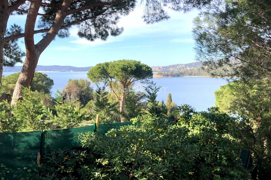 House in Le Lavandou, Provence-Alpes-Côte d'Azur, France 2 - 15730047