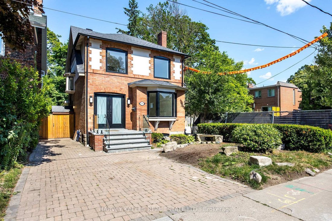 House in Toronto, Ontario, Canada 1 - 15896356