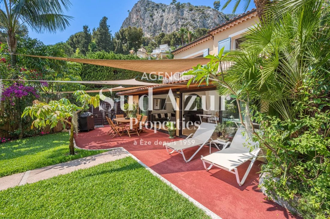 House in Èze, Provence-Alpes-Côte d'Azur, France 2 - 15894327