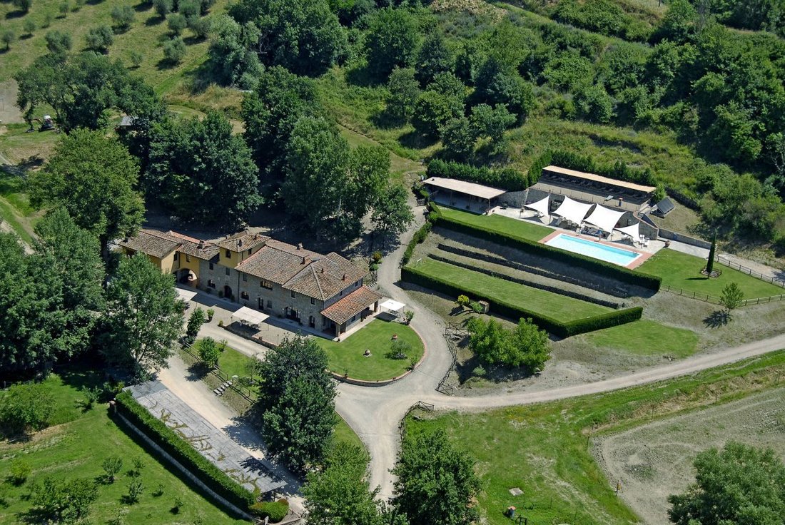 Country House in Borgo a Cascia, Reggello, Tuscany 1 - 15895554