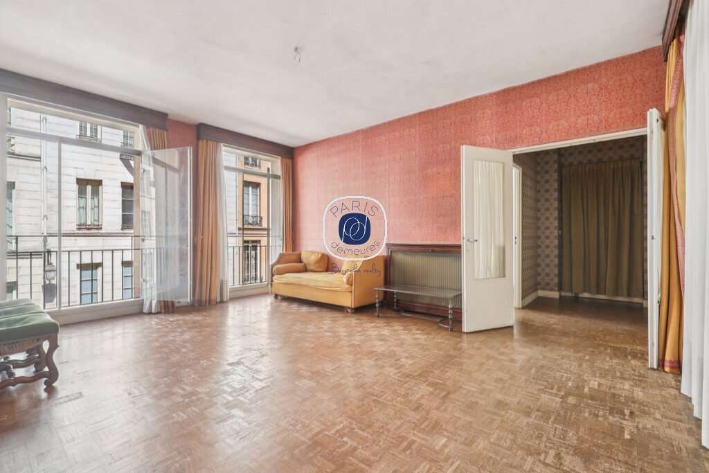 Apartment in Palais Royal, Paris 1er Arrondissement, Paris 2 - 15895588