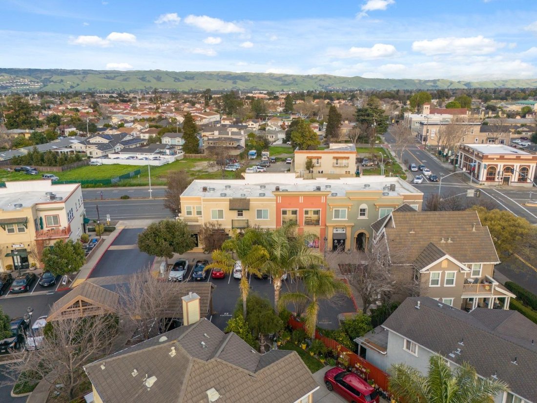 Condo in Union City, California, United States 1 - 15894902