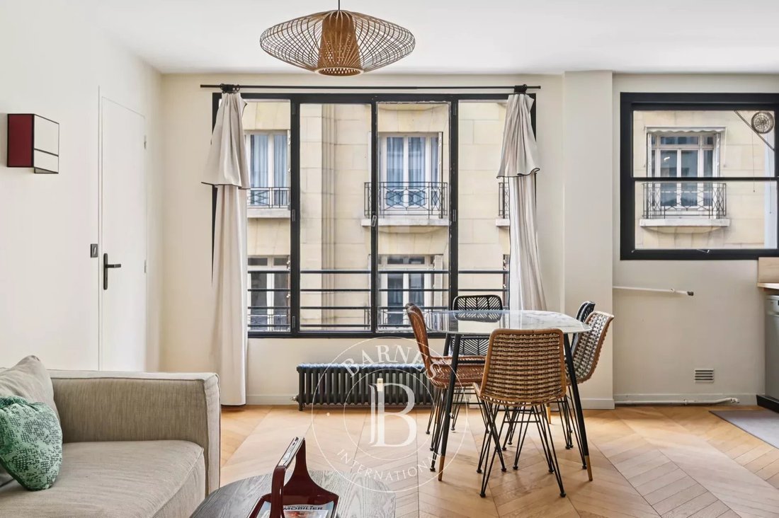 Apartment in Gros Caillou, Paris 7e Arrondissement, Paris 5 - 15894459