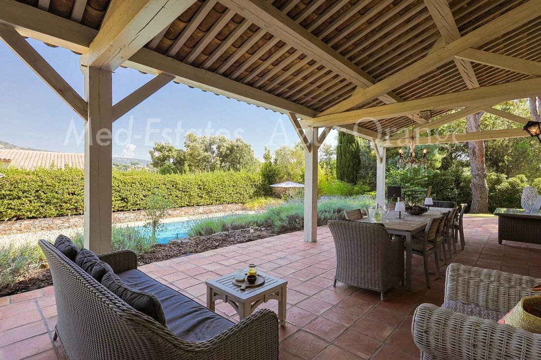 Villa in Le Plan-de-la-Tour, Provence-Alpes-Côte d'Azur, France 4 - 15894389