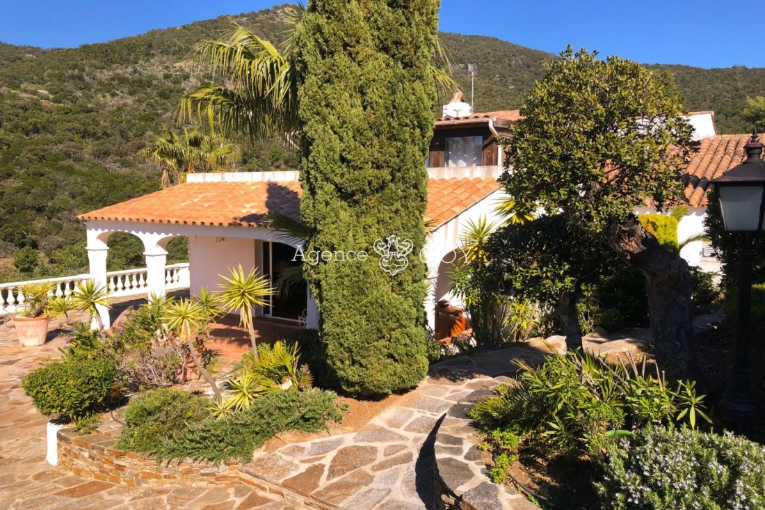 House in Rayol-Canadel-sur-Mer, Provence-Alpes-Côte d'Azur, France 1 - 15730121