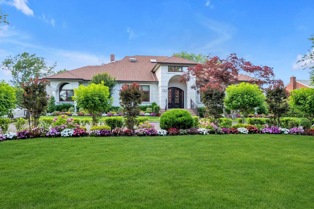 House in Woodmere, New York, United States 1 - 15896184
