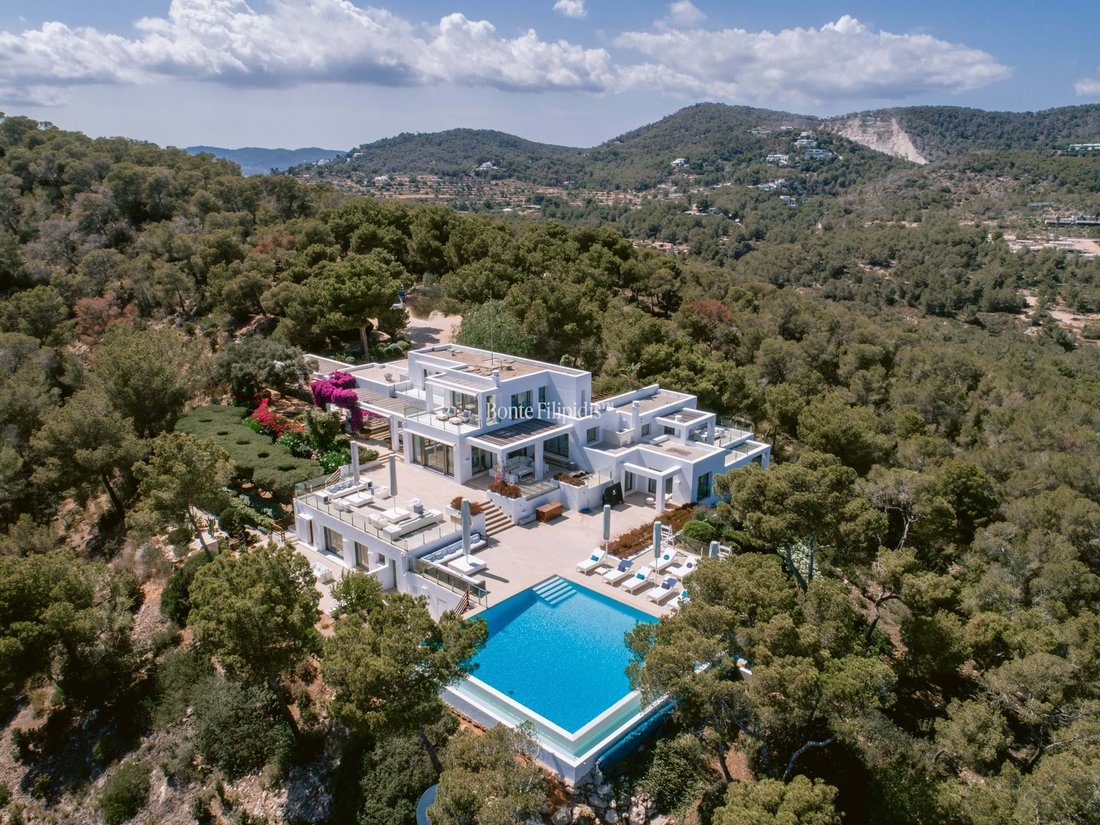 Villa in Ibiza Town, Balearic Islands, Spain 1 - 15888682