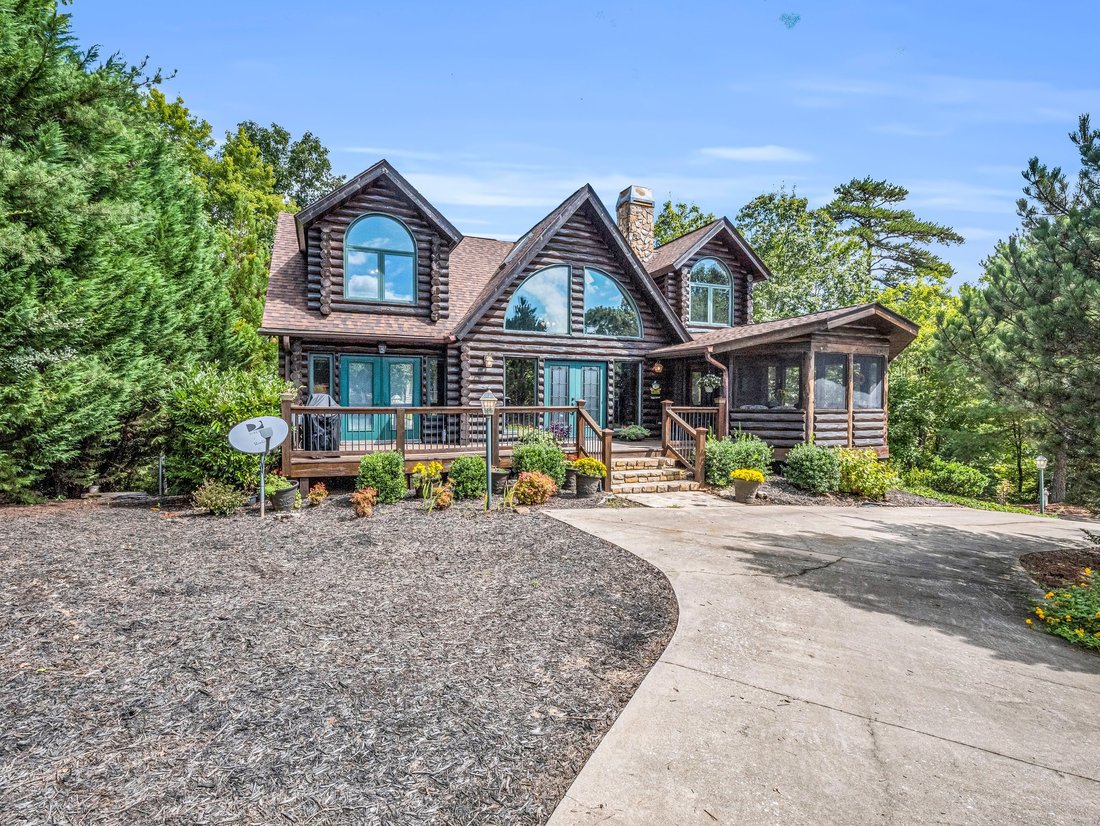 House in Lake Lure, North Carolina, United States 1 - 14895028