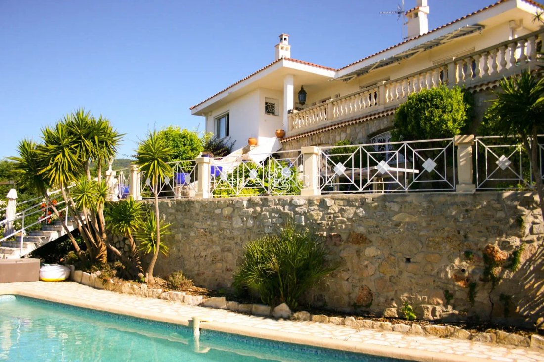 House in Rayol-Canadel-sur-Mer, Provence-Alpes-Côte d'Azur, France 1 - 15730171