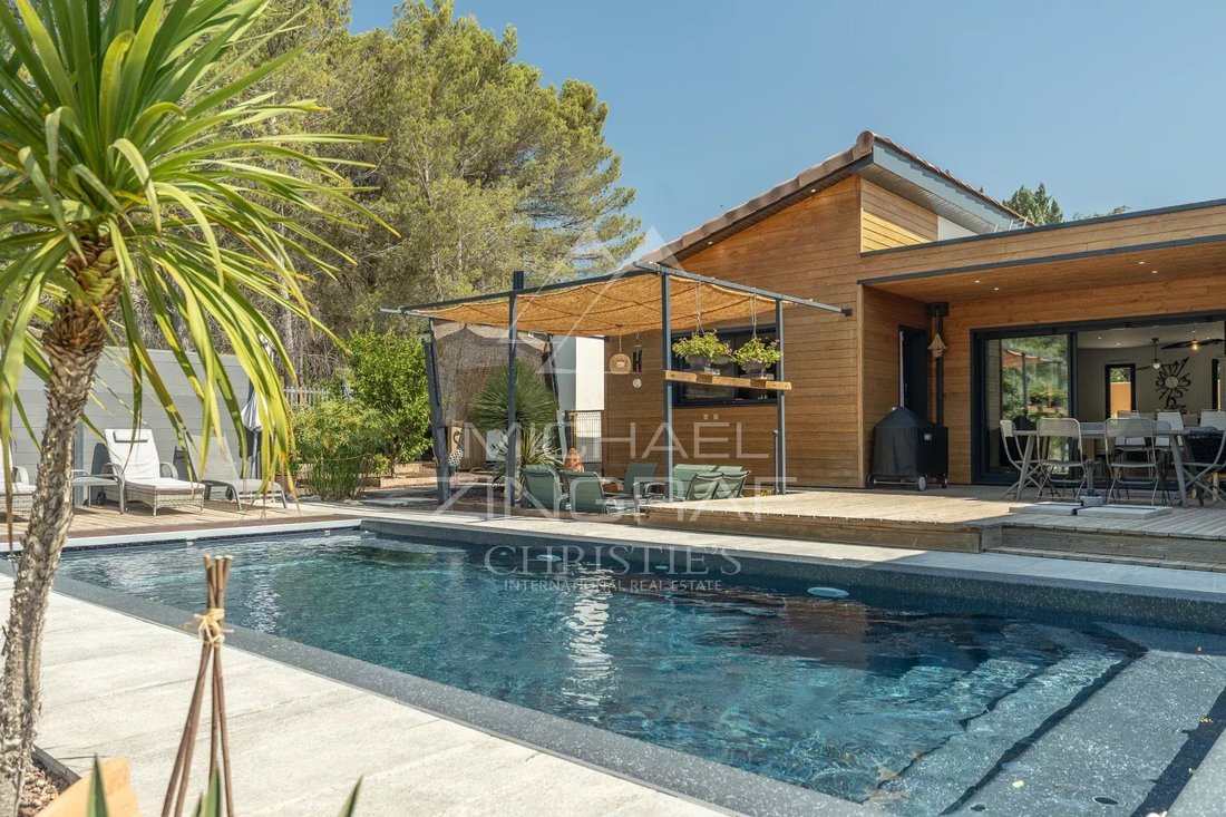 House in Puget, Provence-Alpes-Côte d'Azur, France 3 - 15894498