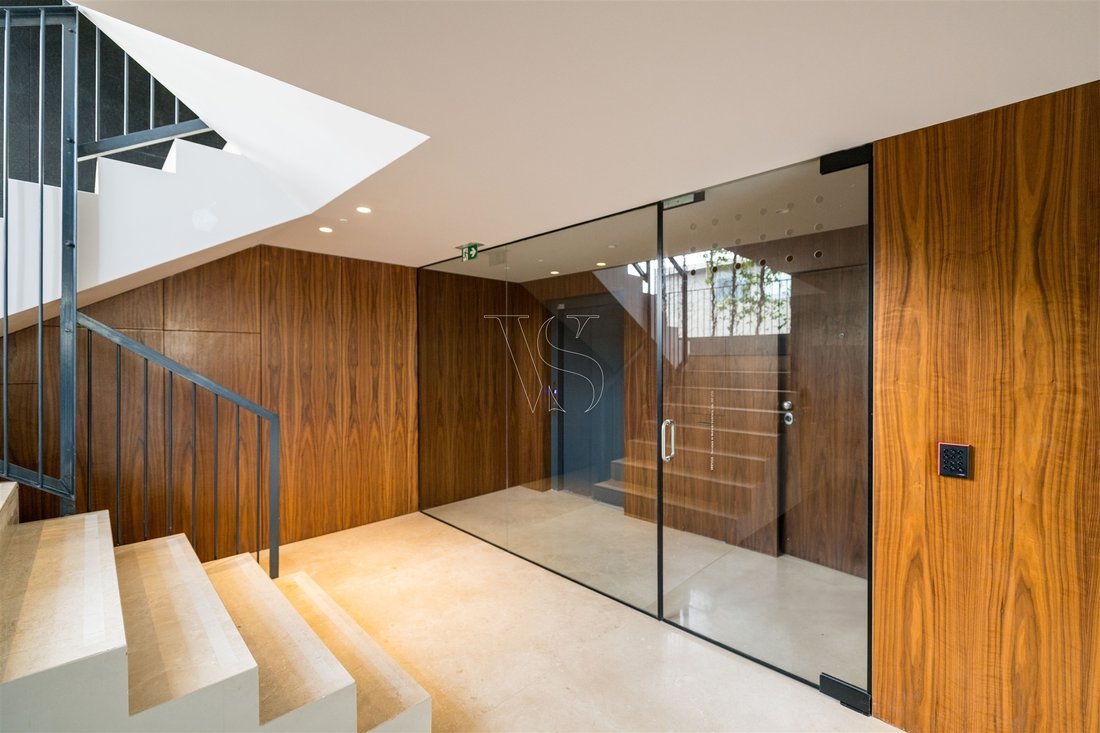 Apartment in Lordelo do Ouro e Massarelos, Porto District, Portugal 1 - 11938350