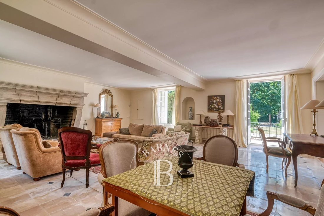 Estate in Centre Est, Provins, France 5 - 15894647