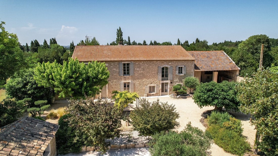 House in Saint-Etienne-du-Grès, Provence-Alpes-Côte d'Azur, France 2 - 15896885