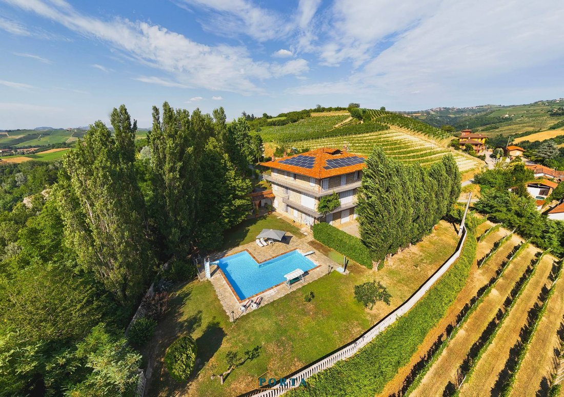 House in Farigliano, Piedmont, Italy 1 - 15779261