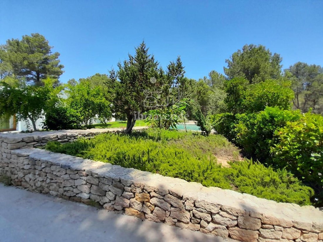 House in Santa Gertrudis de Fruitera, Santa Eularia des Riu, Balearic Islands 3 - 15894591