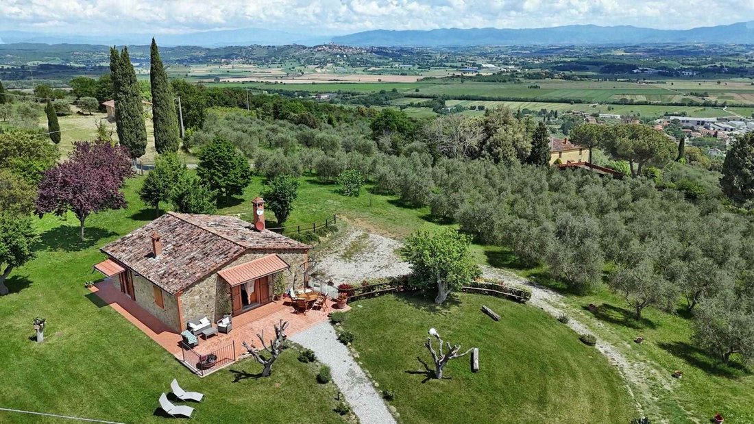 Country House in Sinalunga, Tuscany, Italy 1 - 15895995