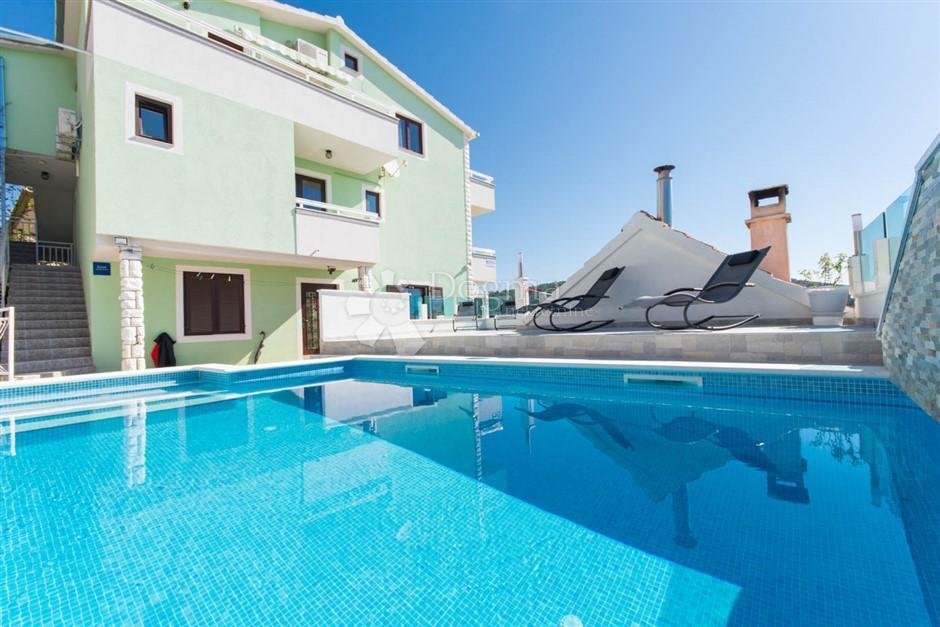 House in Okrug Gornji, Split-Dalmatia County, Croatia 1 - 15896067