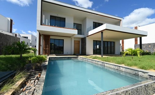 Villa in Tamarin, Rivière Noire District, Mauritius 1