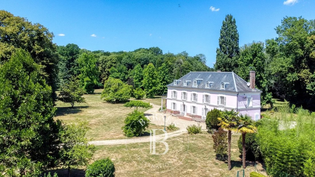 Estate in Centre Est, Provins, France 1 - 15894647