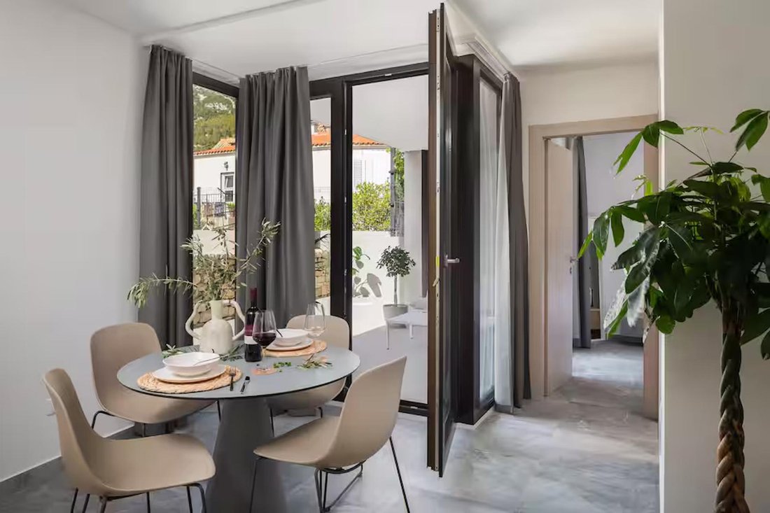 Villa in Komiza, Split-Dalmatia County, Croatia 1 - 15895773