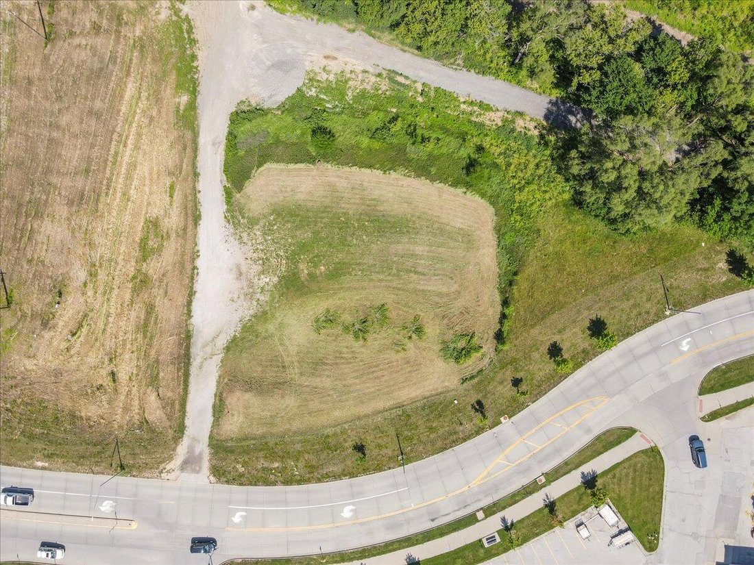 Land in Council Bluffs, Iowa, United States 1 - 15895351