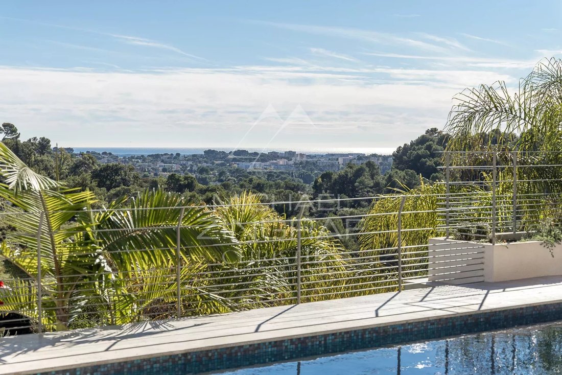 Villa in Mougins, Provence-Alpes-Côte d'Azur, France 2 - 11695798