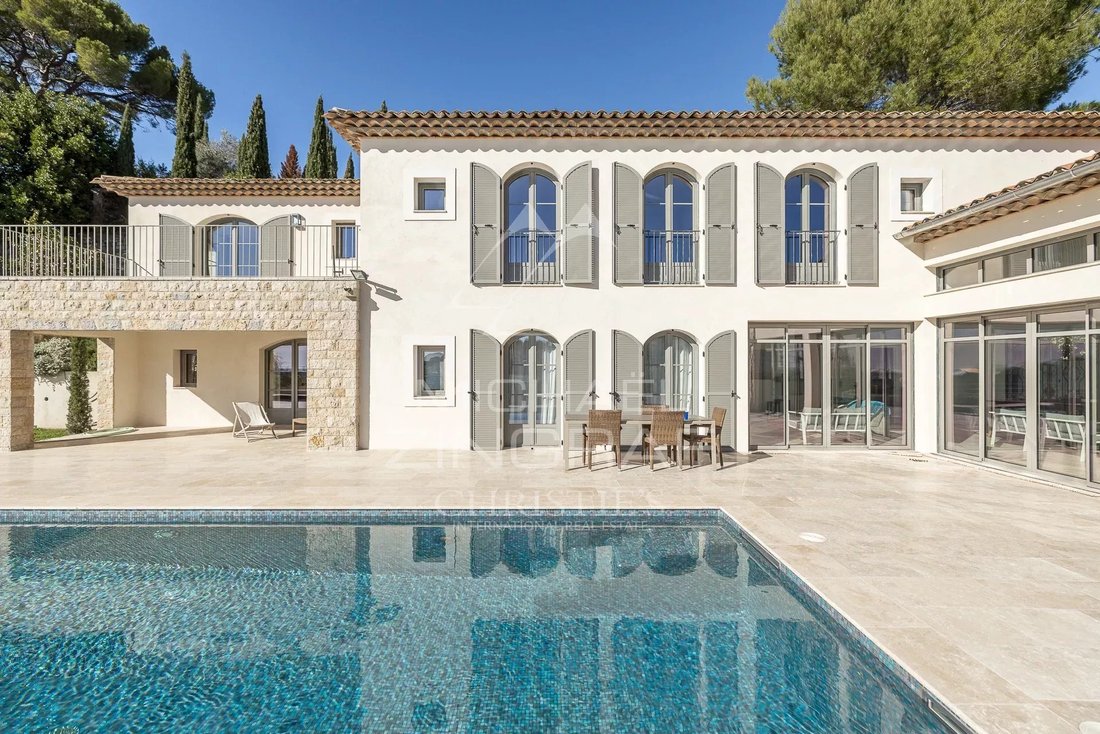 Villa in Mougins, Provence-Alpes-Côte d'Azur, France 3 - 11695798