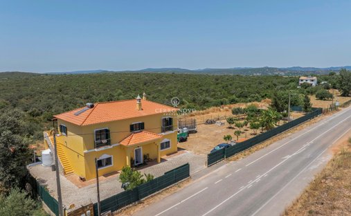 Villa in Loule (Sao Sebastiao), Algarve, Portugal 1