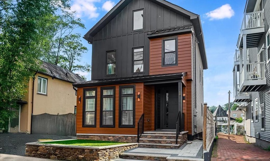 Residential Montclair In Montclair - 1040x620xc 