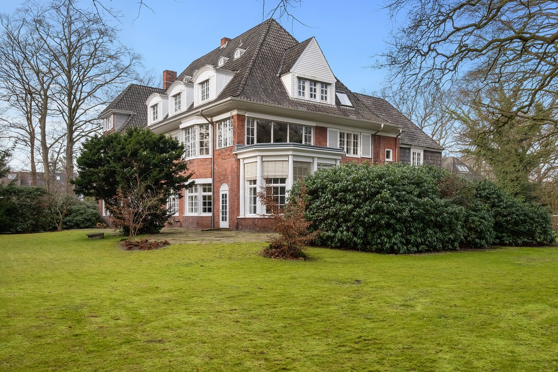 Villa in Hamburg, Hamburg, Germany 1 - 15894215