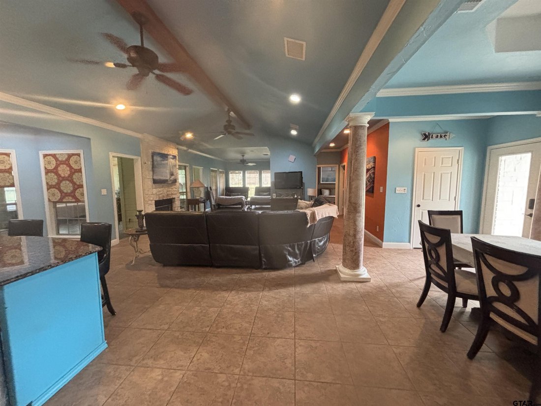 House in Pittsburg, Texas, United States 5 - 15897898