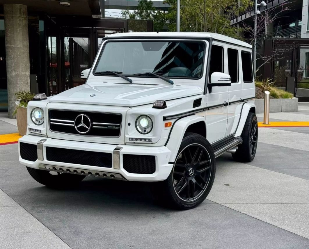 Suv in North Hills, CA, United States 2 - 14103925