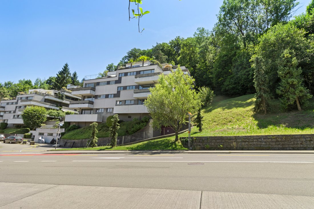City Gem Stylish Living With A View